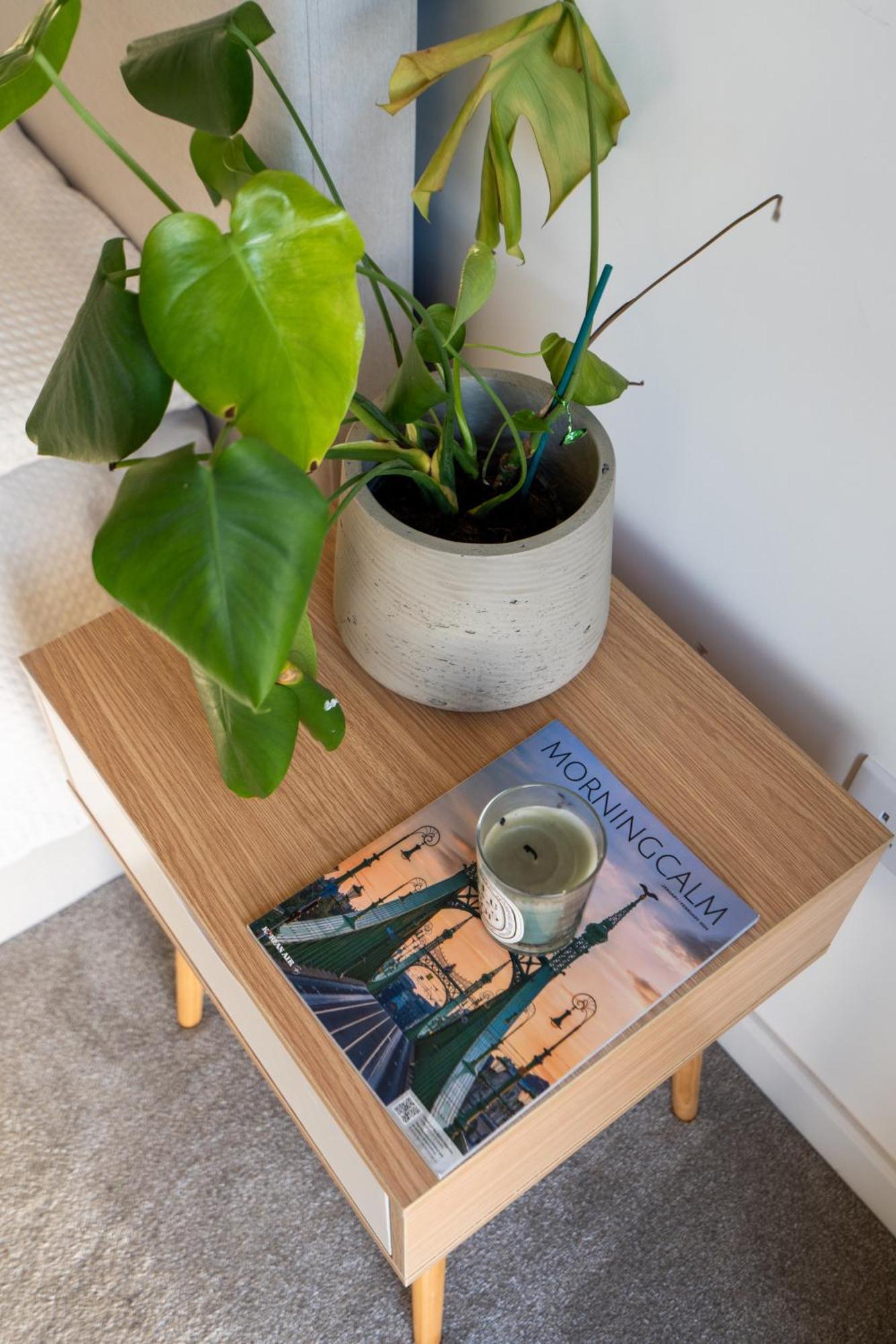 Appartamento Sunset Retreat: Steps From Heathrow/Twickenham Hounslow Esterno foto
